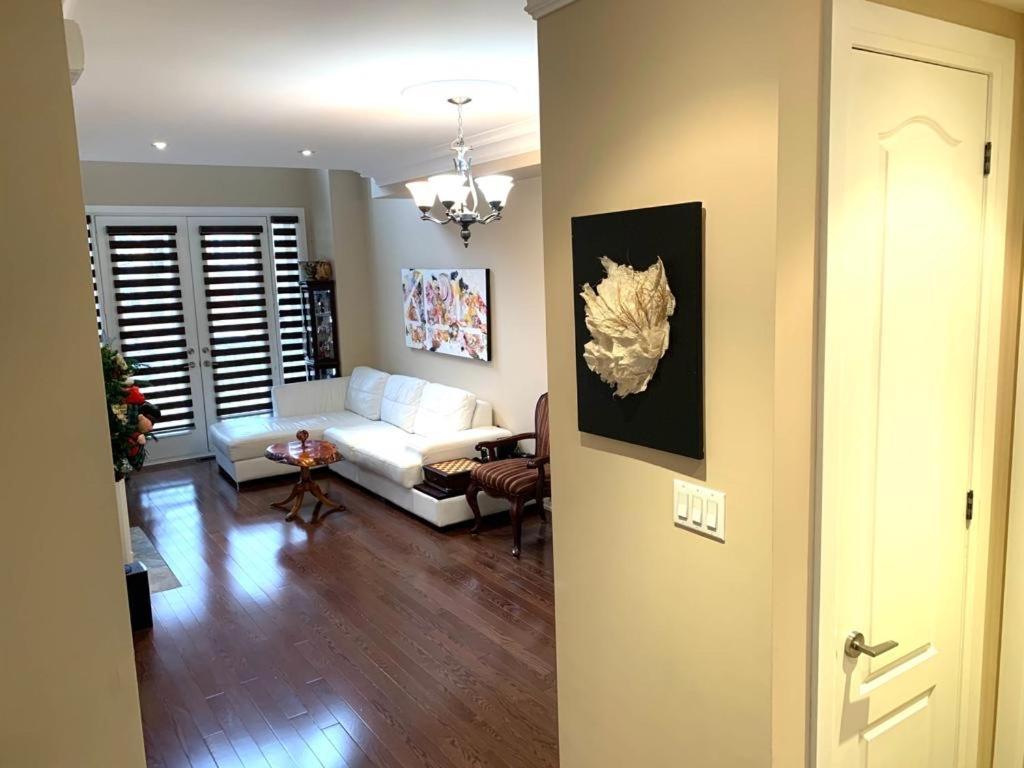 Luxury Home - Upper Toronto Beaches Экстерьер фото